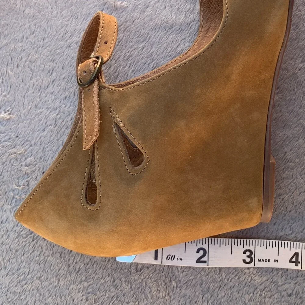 Jeffrey Campbell Regina Hanava Suede Peep Toe Hidden Wedges Sz8